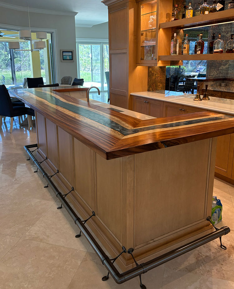 Live Edge Counter Naples Live Edge Wood